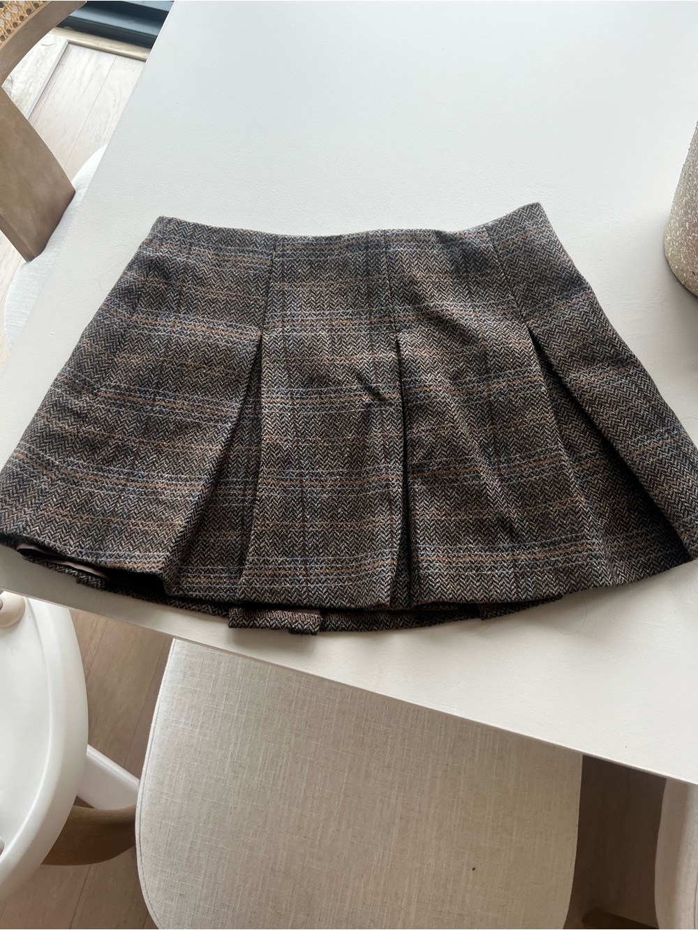 ASTR Classic Pleated Plaid Mini Skirt - Brown